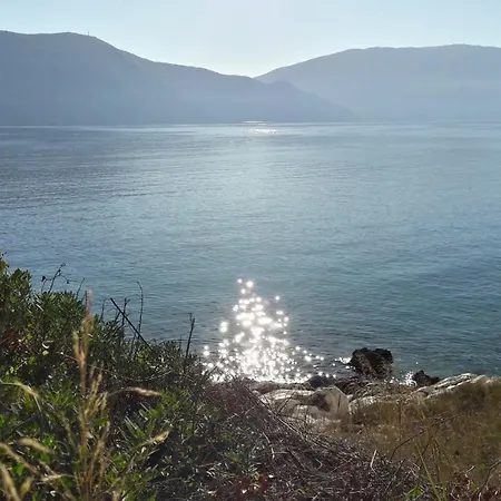 Kaminakia Apartments: Adults-only Oasis With Sea Views And Forest Tranquility Fiskardo