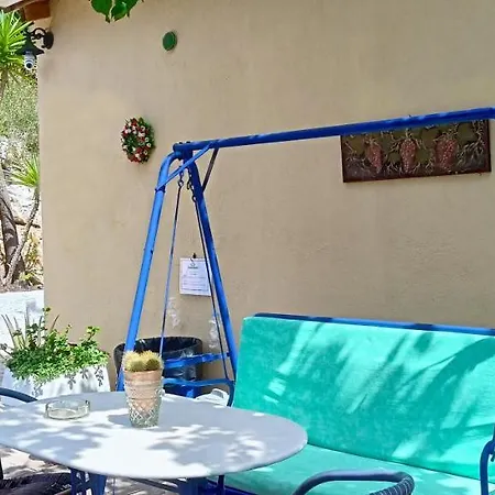 Kaminakia - Adults Only Policy - Delve Into Little Oasis Where Peace And Quiet Reign Supreme - Sheltered By An Evergreen Cypress Forest - Offering A Large Swimming Pool Exclusively For Guests' Use And Breathtaking Sea Views From Every * Fiskardo